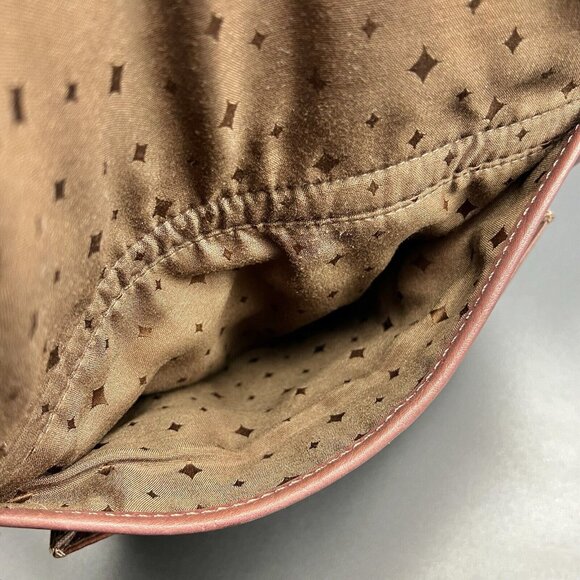 VTG Women’s FOSSIL Brown Leather Logo Messenger Cross Body Bag Purse 11"x11" - Picture 11 of 15